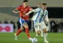 La Selección Argentina no tuvo problemas con Chile y sigue en lo más alto