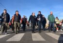 Gustavo inauguró obras de asfalto, agua y cloacas que benefician a más de 700 familias en el Norte de la Capital 