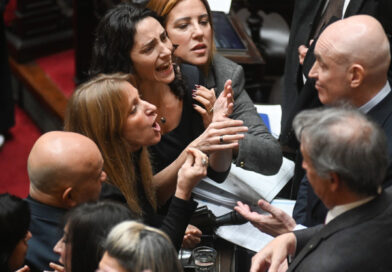 Bochorno en Diputados: se cayó la sesión en medio de gritos e insultos entre el kirchnerismo y La Libertad Avanza