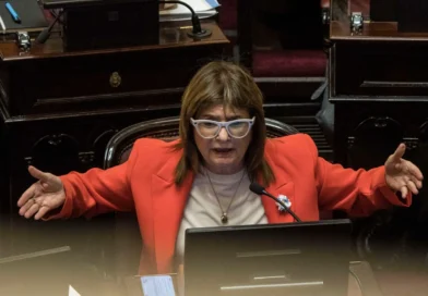 Bullrich admitió el “error” en la reforma laboral por no diferenciar enfermedades graves y leves
