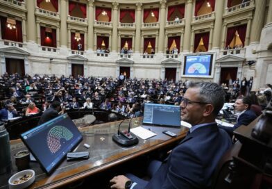 Diputados sesiona para aprobar con cambios la reforma laboral