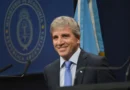 Caputo ratificó el esquema de bandas cambiarias y habla de «inflación empezando con cero» para agosto