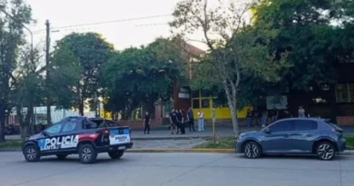 Santa Fe: un alumno fue armado al colegio y mató a un compañero