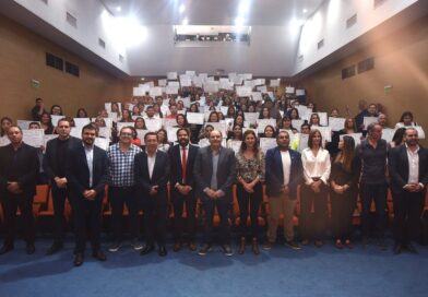 Más de 180 agentes municipales se certificaron en Ofimática e Inteligencia Artificial junto a la UNCA