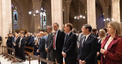 La misa en Luján por el Papa Francisco reunió a Adorni y Kicillof