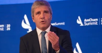 Luis Caputo se reúne en Washington con la titular del FMI para avanzar en la revisión del acuerdo