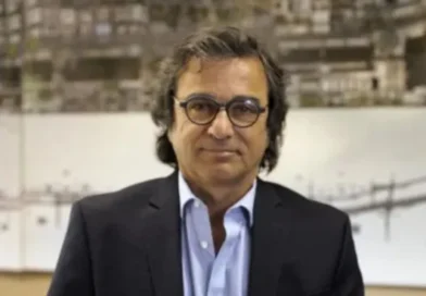 Renunció Carlos Frugoni en medio de un escándalo por propiedades no declaradas en EEUU