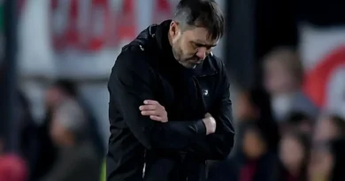 Coudet: de «el peor partido» de su ciclo a «no encuentro la soltura del equipo»