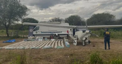 Santa Fe: interceptaron una avioneta narco y secuestraron más de 400 kilos de cocaína