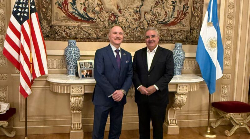 Raúl se reunió con el Embajador de Estados Unidos en Argentina