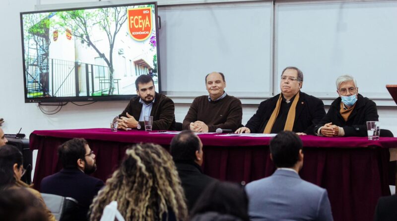La Capital y la UNCA lanzan dos nuevas diplomaturas universitarias gratuitas 