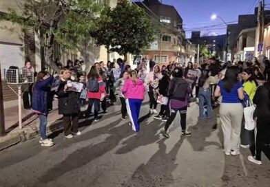 Maltrato infantil: el padre y familiares reclamaron justicia
