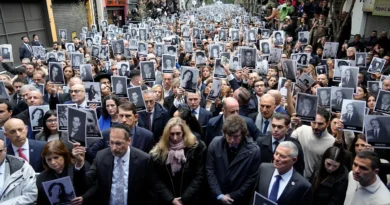 Javier Milei participó del acto por el 32° aniversario del atentado a la AMIA