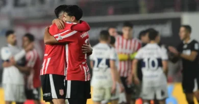 Estudiantes le ganó 4-0 a Gimnasia