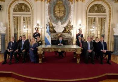 Milei reunió a su Gabinete para repasar detalles del proyecto sobre Malvinas