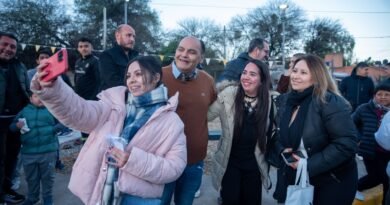 Gustavo puso en valor la plazoleta Alto Paraná y una nueva gruta en el barrio Marcos Avellaneda