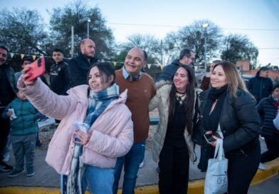 Gustavo puso en valor la plazoleta Alto Paraná y una nueva gruta en el barrio Marcos Avellaneda