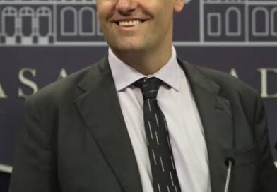 Finalmente Adorni presentó un escrito  en la justicia  para justificar su patrimonio