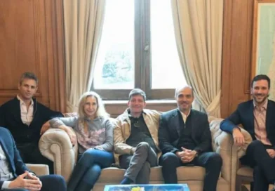 Con la participación del canciller y el ministro de Defensa, la mesa política se reúne para discutir sobre Malvinas
