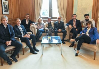 El Gobierno reúne a su mesa política para acelerar acuerdos con aliados